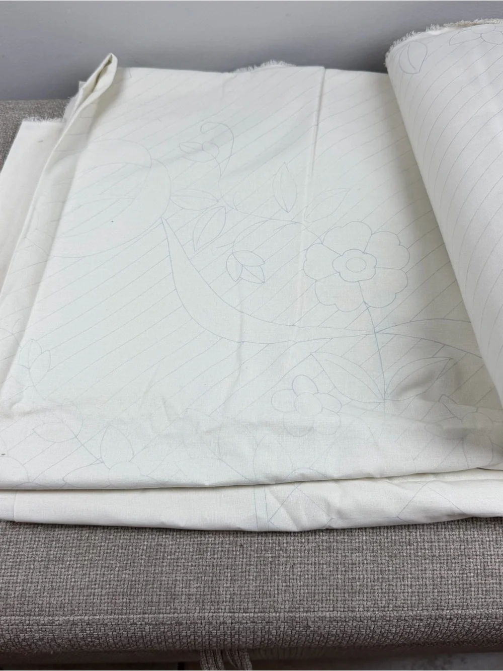 Benartex Pre-Printed Wholecloth Quilt Top #782 Garden Bouquet Natural White VTG